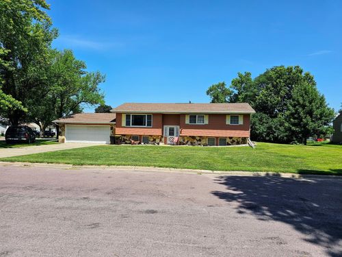 402 E 2nd St N, Truman, MN, 56088-1111 | Card Image