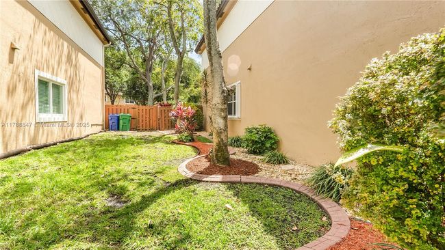 12752 Sw 49 Th Ct, Townhouse with 4 bedrooms, 3 bathrooms and null parking in Miramar FL | Image 36