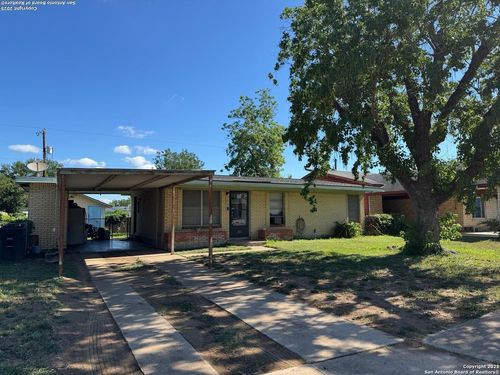 227 E Villaret Blvd, San Antonio, TX, 78221-4038 | Card Image