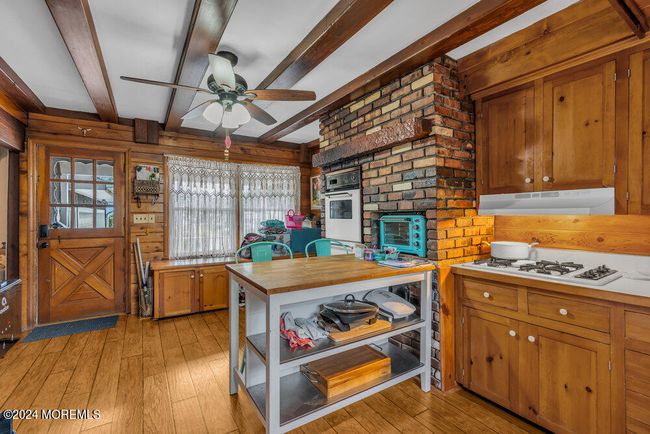 37 Hamilton Ave, House other with 3 bedrooms, 2 bathrooms and null parking in Leonardo NJ | Image 11
