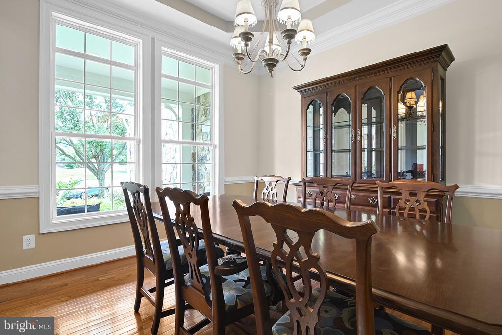 Residential in CHANTILLY 3