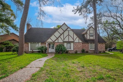 811 Loire Ln, Houston, TX, 77090-1926 | Card Image