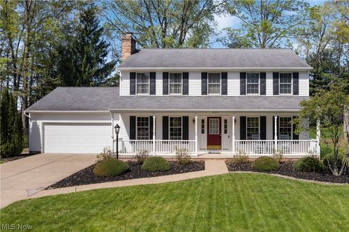 1675 Chatham Ave Ne, North Canton, OH, 44720-1713 | Card Image