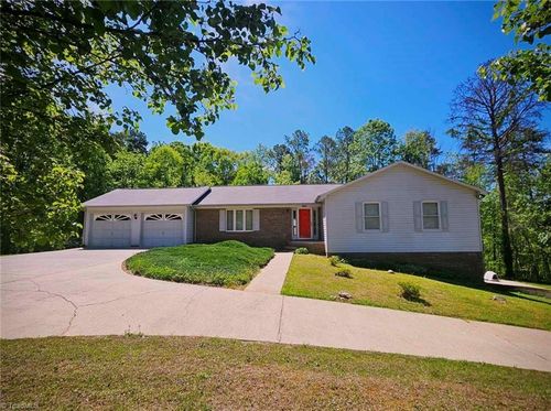 1495 Devaux Rd, Rural Hall, NC, 27045-9713 | Card Image