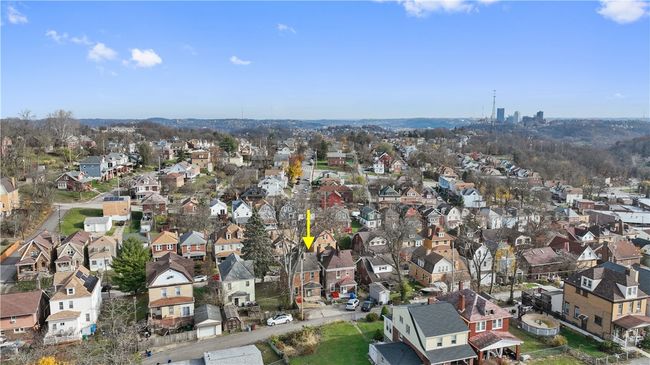 1565 Cumberland St, House other with 4 bedrooms, 2 bathrooms and 2 parking in Crafton PA | Image 33