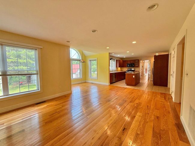 106 Jenkins Rd, House other with 4 bedrooms, 3 bathrooms and null parking in Bedford NH | Image 33