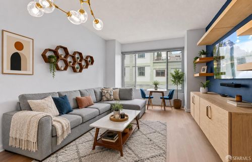 219-220 Lombard St, San Francisco, CA, 94111-1157 | Card Image