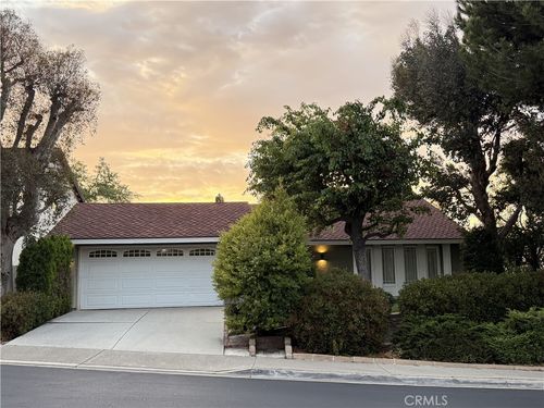 21841 Zuni Dr, Lake Forest, CA, 92630-3553 | Card Image