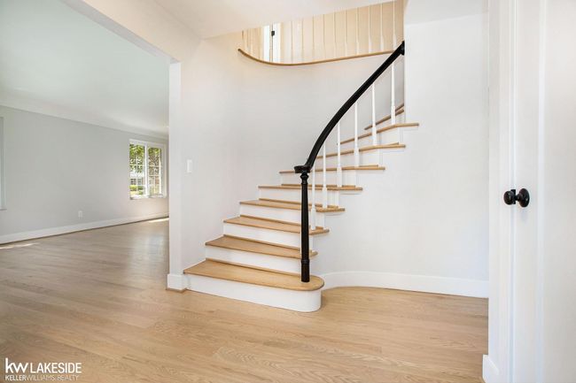 Foyer | Image 8