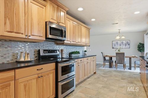 13561 Willis Rd, Caldwell, ID, 83607-7795 | Card Image