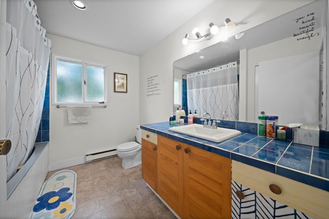 25412 58 Ave, House other with 6 bedrooms, 4 bathrooms and 20 parking in Aldergrove BC | Image 15