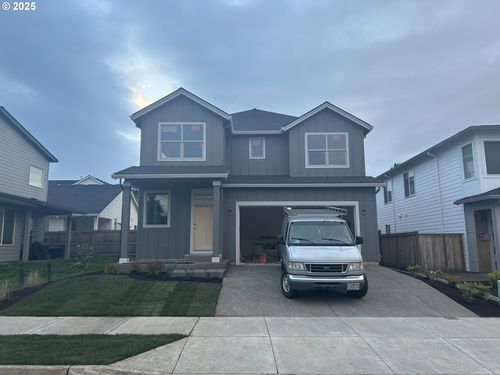 1753 N Oak St, Canby, OR, 97013-2464 | Card Image