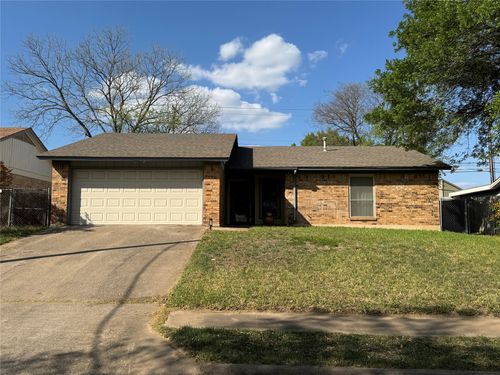 102 Skyloop Dr, Austin, TX, 78745-4424 | Card Image