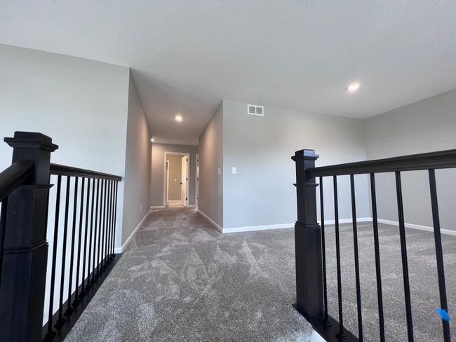 Upstairs Hallway | Image 15