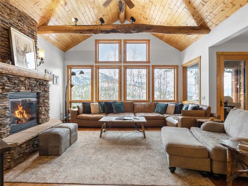 101 Wood Run Ct, Whitefish, MT, 59937-8870 | Card Image