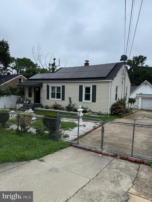 1905 Billings Ave, CAPITOL HEIGHTS, MD, 20743-5717 | Card Image
