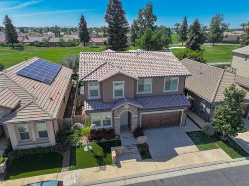 1645 E Benvenuto Dr, Fresno, CA, 93730-7049 | Card Image