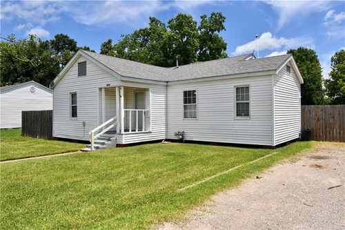 2141 Gay Road, Alexandria, LA, 71301 | Card Image