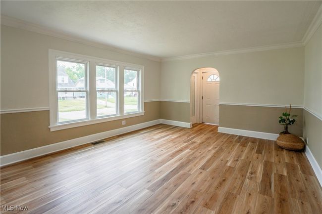 132 Denison Ave, House other with 3 bedrooms, 1 bathrooms and null parking in Elyria OH | Image 4