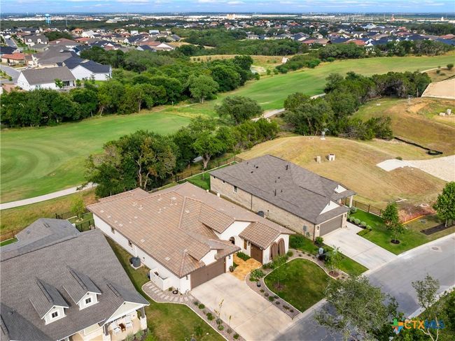 121 Wild Honeysuckle Way, House other with 2 bedrooms, 3 bathrooms and null parking in San Marcos TX | Image 7