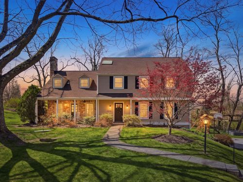 2310 Sidgefield Lane, Upper St. Clair, PA, 15241 | Card Image
