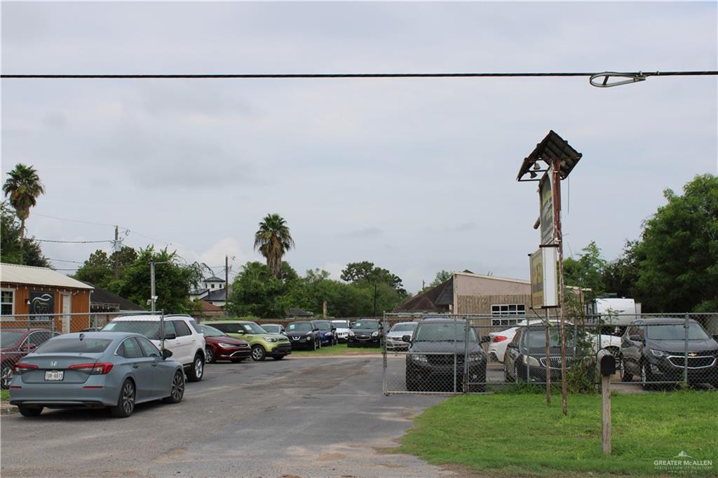 Amigo Ave, Alamo, TX 78516