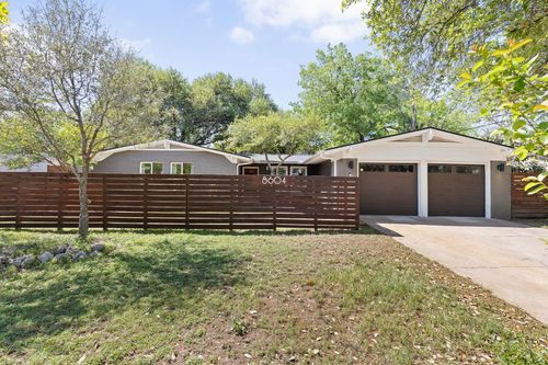 8604 Primrose Ln, Austin, TX, 78757-6935 | Card Image