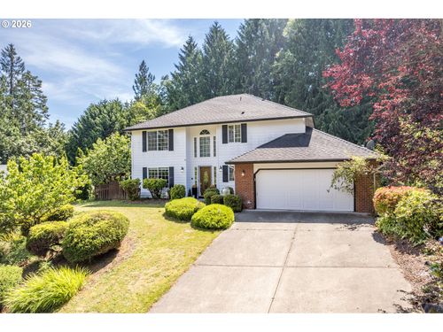 215 W St James Pl, Longview, WA, 98632-9547 | Card Image