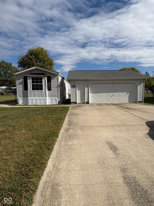 330 Lazy River Rd, Cloverdale, IN, 46120-8844 | Card Image