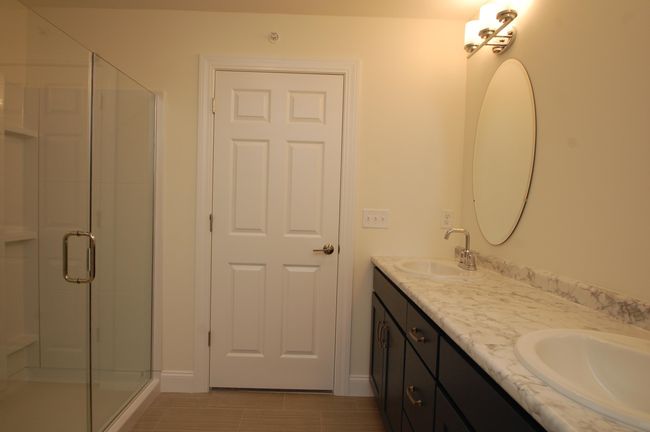 2E - 20 Sheffield St, Condo with 2 bedrooms, 3 bathrooms and null parking in Hudson NH | Image 8