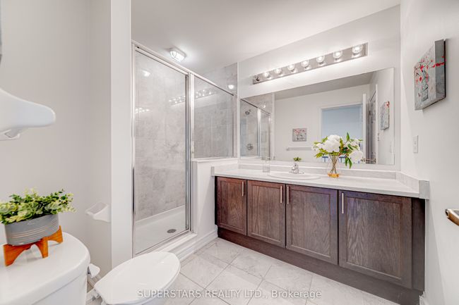 1916 Donald Cousens Pky, House attached with 3 bedrooms, 4 bathrooms and 1 parking in Markham ON | Image 19