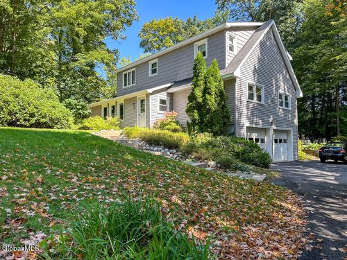 16 Summit Dr, Lake George, NY, 12845-6401 | Card Image
