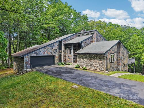 50 Whiskey Creek Rd, Hendersonville, NC, 28739-7968 | Card Image