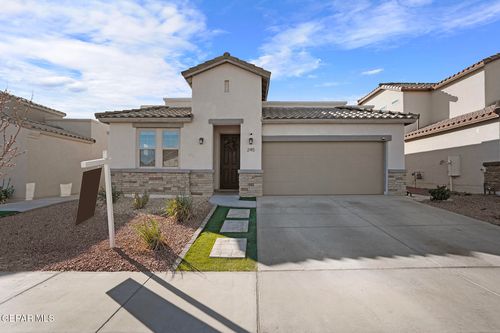 245 Farnborough St, El Paso, TX, 79928-5368 | Card Image