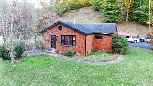 2270 Turkey Creek Rd, Belfry, KY, 41514-7949 | Card Image