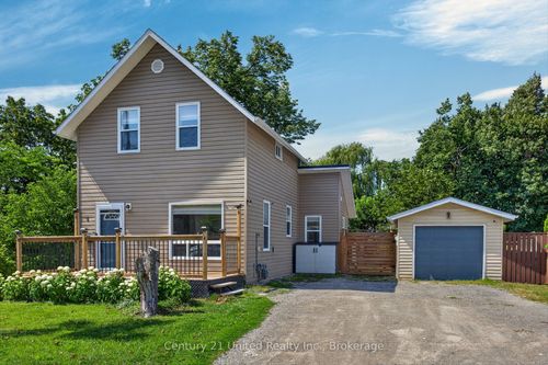 4 Bertie St, Lindsay, ON, K9V1J1 | Card Image