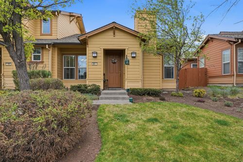 61 Sw Taft Ave, Bend, OR, 97702-1286 | Card Image