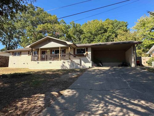 1303 Branch St, Morrilton, AR, 72110-3109 | Card Image