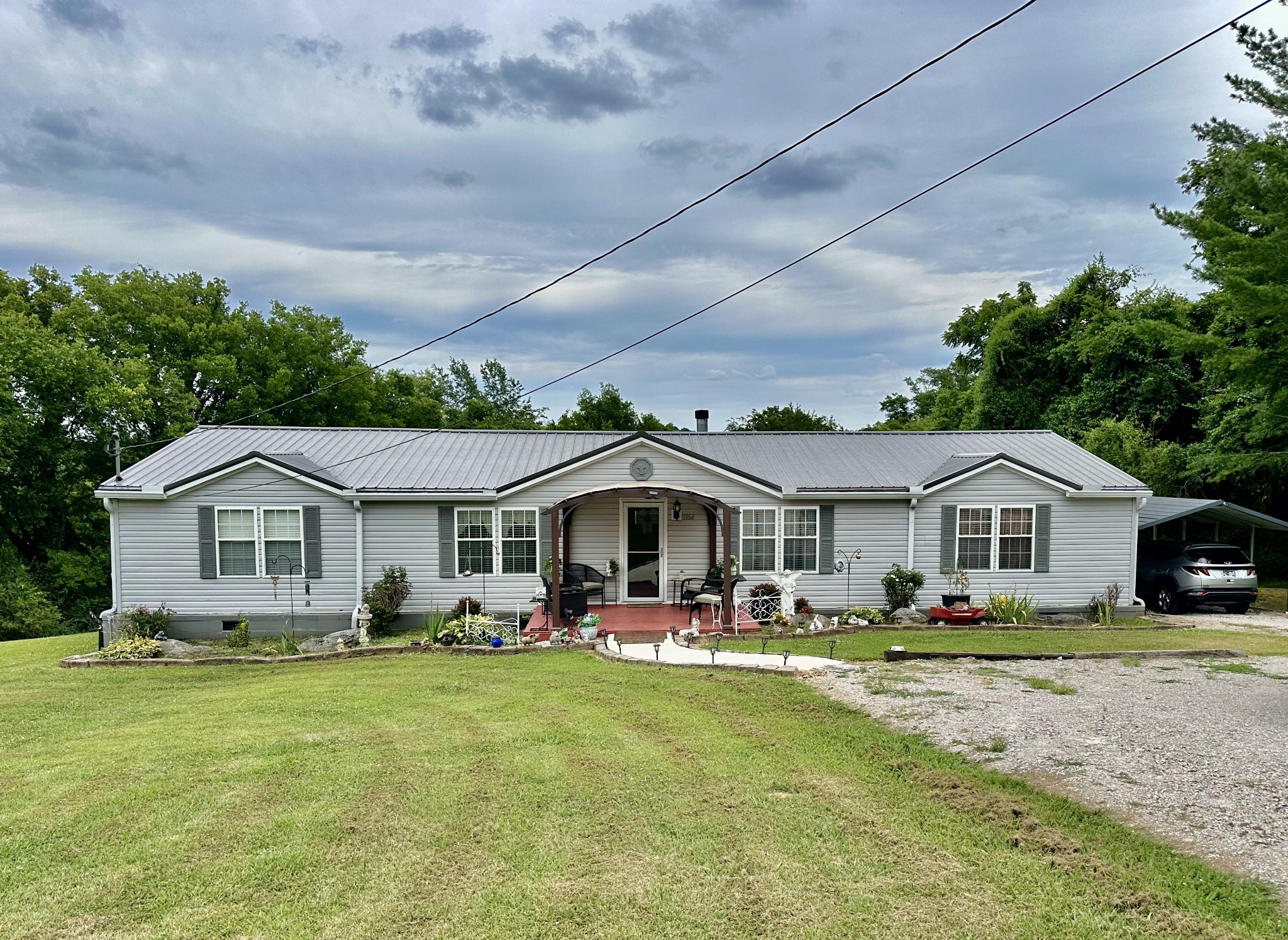 Bryant Rd, Columbia, TN 38401
