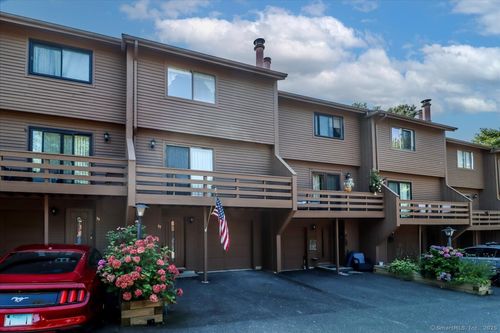 unit-37-157 Shelter Rock Rd, Danbury, CT, 06810-7061 | Card Image