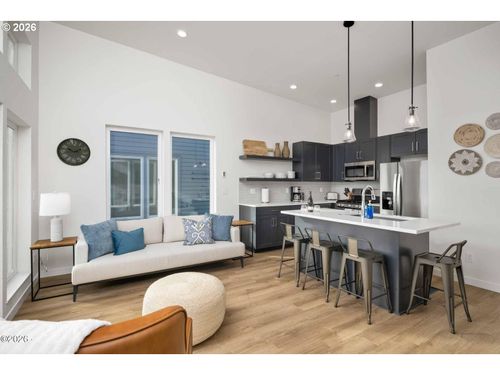 920 Sw 48th St, Lincoln City, OR, 97367-1367 | Card Image