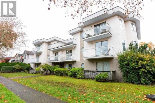 303-458 E 44th Ave, Vancouver, BC, V5W1W3 | Card Image