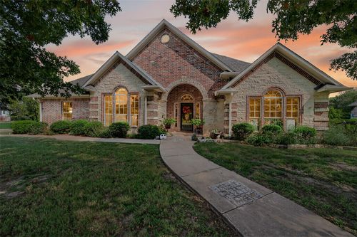 202 Hillside Ln, Lindsay, TX, 76250-2720 | Card Image