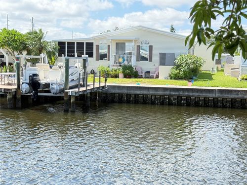 216-134 Americana Ct Ne, ST PETERSBURG, FL, 33702-6002 | Card Image