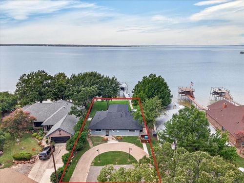 250 Nob Hill Cir, Gun Barrel City, TX, 75156-5703 | Card Image