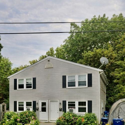 22 Maple Ave, Danvers, MA, 01923-2804 | Card Image