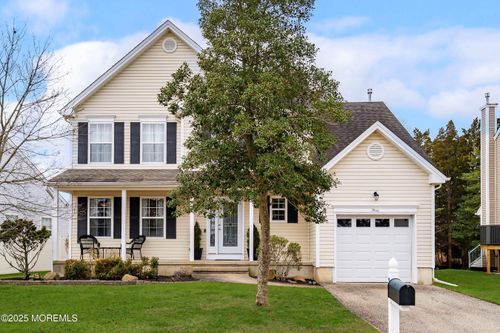 3 Osbourn Ct, Little Egg Harbor, NJ, 08087-1038 | Card Image
