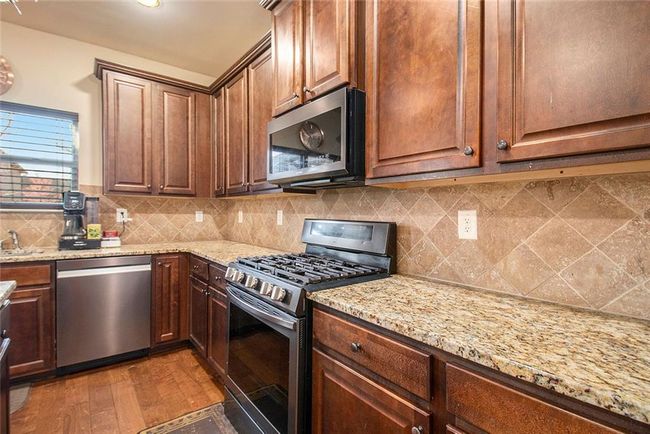 817 Nevis Way, House other with 4 bedrooms, 3 bathrooms and 6 parking in Mcdonough GA | Image 10
