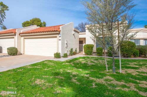 9734 W Kerry Ln, Peoria, AZ, 85382-2647 | Card Image
