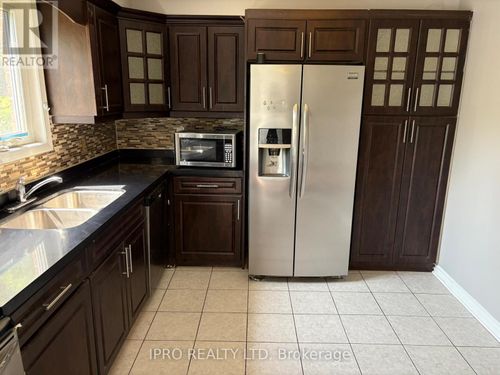 3255 Anderson Cres, Mississauga, ON, L5N2Y4 | Card Image
